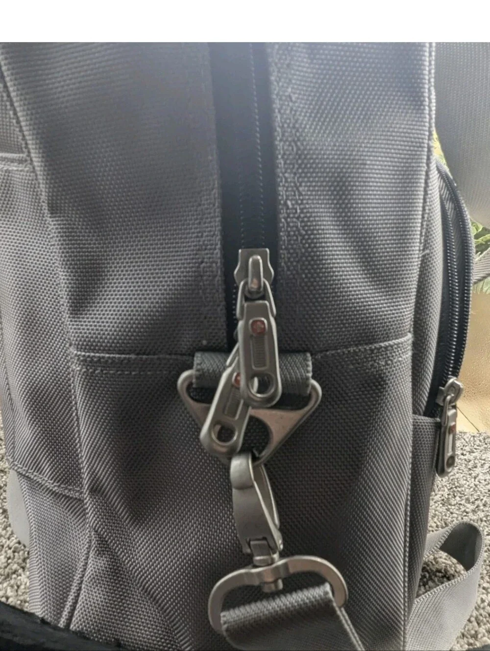 Swiss Gear Gray Zip Around Carry On Bag Shoulder Strap Collapsable